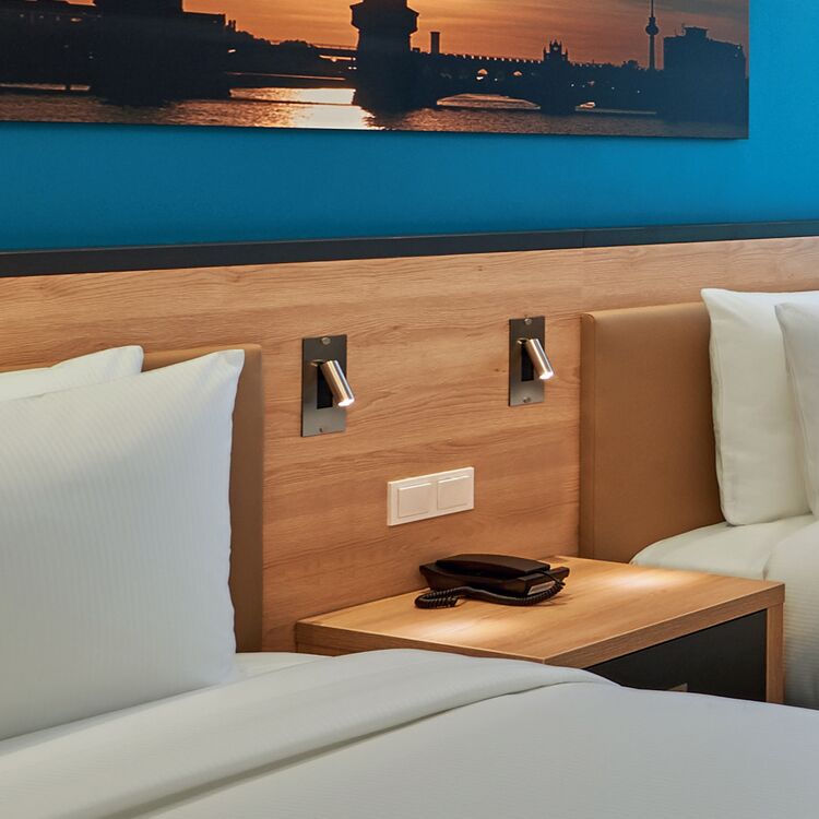 Reading Light Series - Image 9